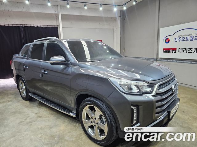 SsangYong Rexton 2021 thumb 4