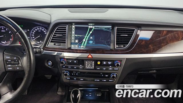 Hyundai Genesis 2016 thumb 11