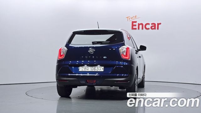 SsangYong Tivoli 2015 thumb 5