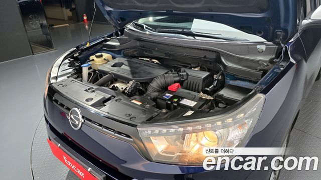 SsangYong Tivoli 2015 thumb 7