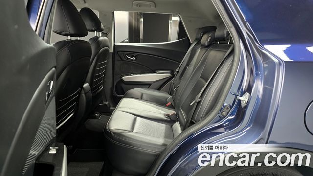 SsangYong Tivoli 2015 thumb 12