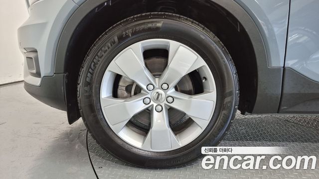 Volvo XC40 2020 thumb 6