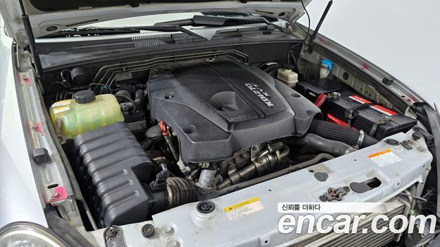 SsangYong Rexton 2009 thumb 6