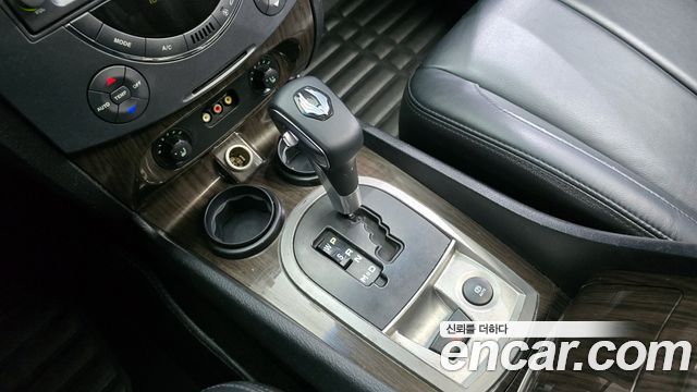 SsangYong Rexton 2009 thumb 9