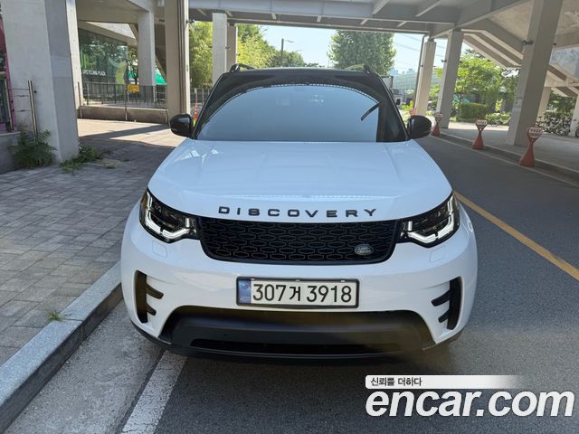 Land Rover Discovery 2017 thumb 3