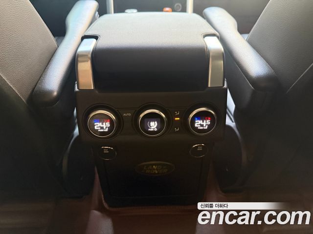 Land Rover Discovery 2017 thumb 11