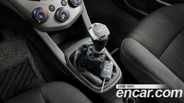 Chevrolet Aveo 2012 thumb 9