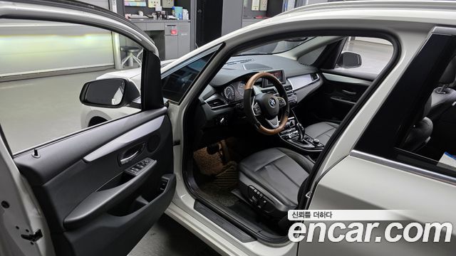 BMW 2 серии 2020 thumb 11