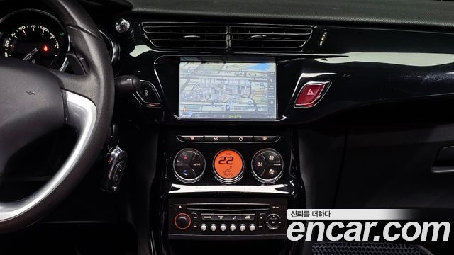 Citroen DS3 2013 thumb 11