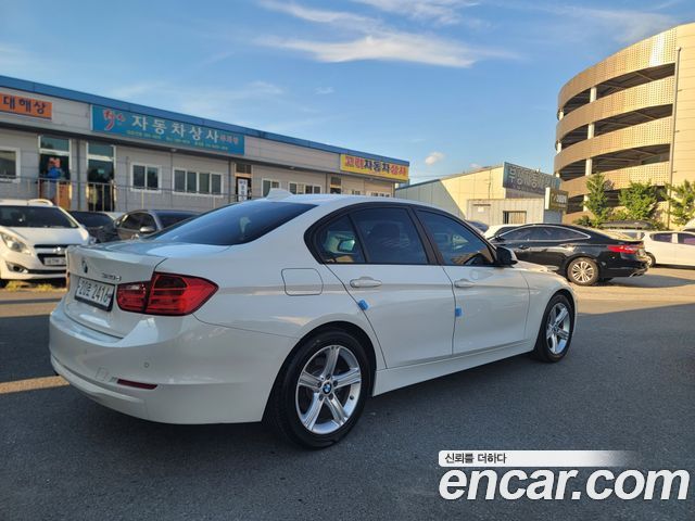 BMW 3 серии 2015 thumb 5