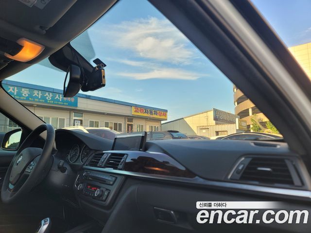BMW 3 серии 2015 thumb 9