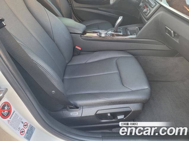 BMW 3 серии 2015 thumb 11