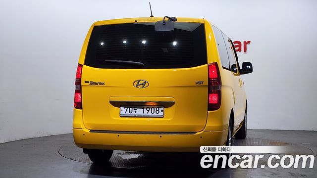 Hyundai Starex 2015 thumb 5