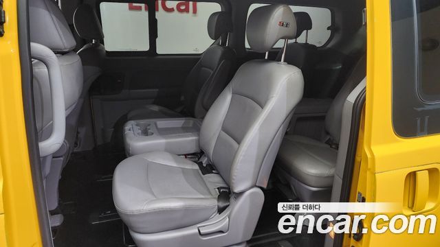 Hyundai Starex 2015 thumb 11