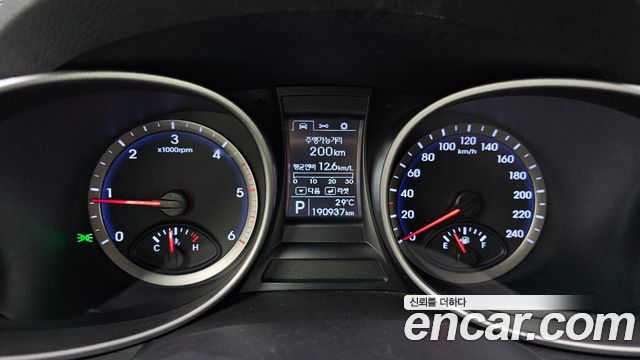 Hyundai Santa Fe 2014 thumb 8