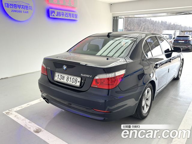 BMW 5 серии 2008 thumb 7