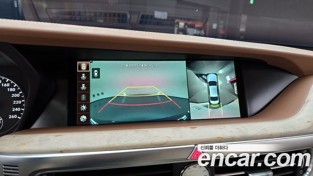 Genesis G90 2019 thumb 11