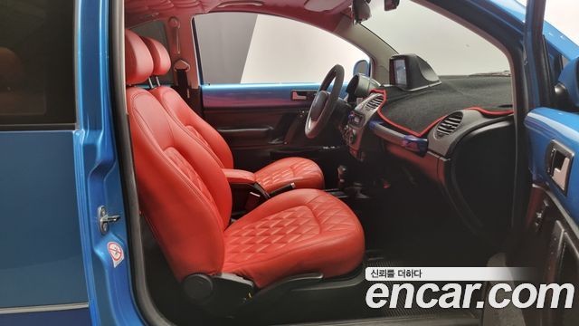 Volkswagen Beetle 2004 thumb 11
