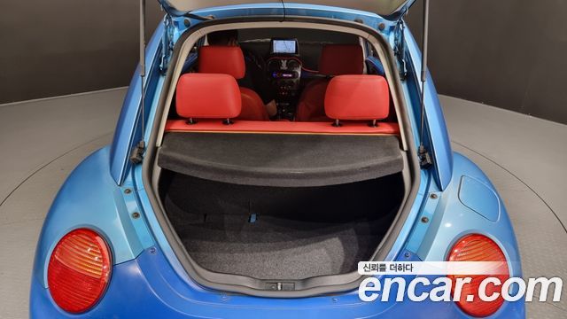 Volkswagen Beetle 2004 thumb 12
