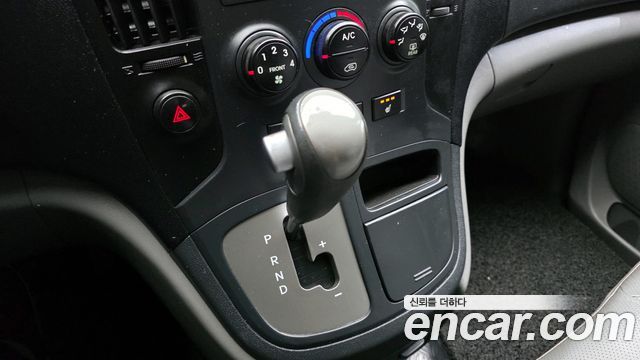 Hyundai Starex 2014 thumb 9