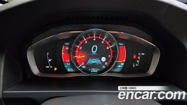 Volvo S60 2014 thumb 9