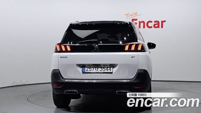 Peugeot 5008 2021 thumb 5
