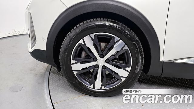 Peugeot 5008 2021 thumb 6