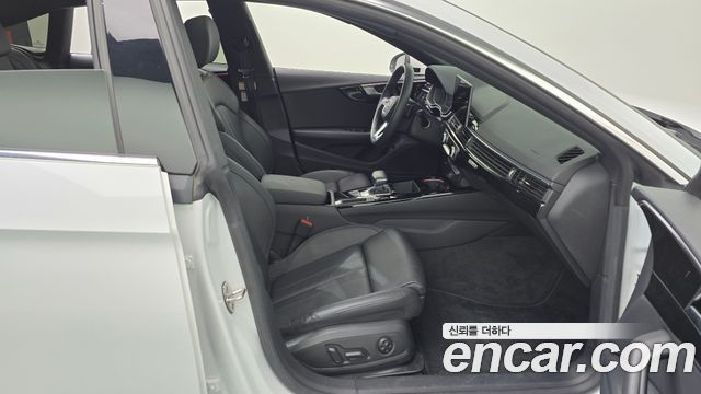 Audi A5 2021 thumb 11