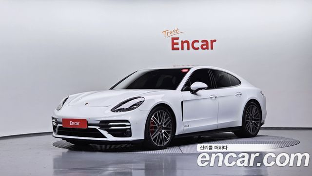 Porsche Panamera 2022 thumb 12