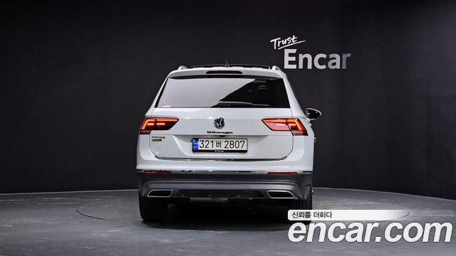 Volkswagen Tiguan 2020 thumb 4