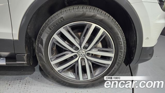 Volkswagen Tiguan 2020 thumb 5