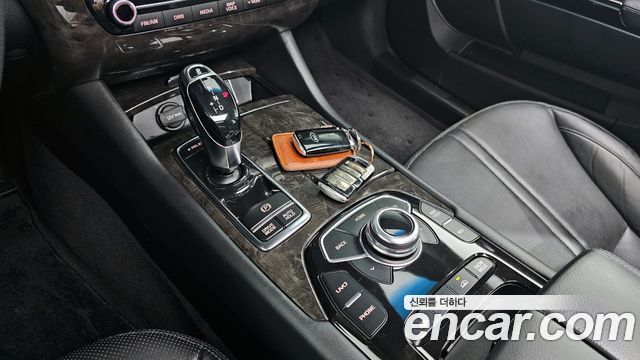 Kia K9 2015 thumb 9