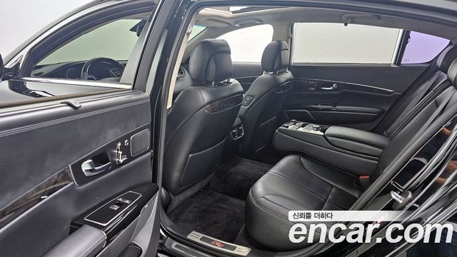 Kia K9 2015 thumb 11
