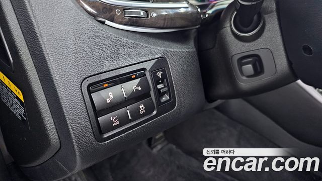Kia K9 2015 thumb 12