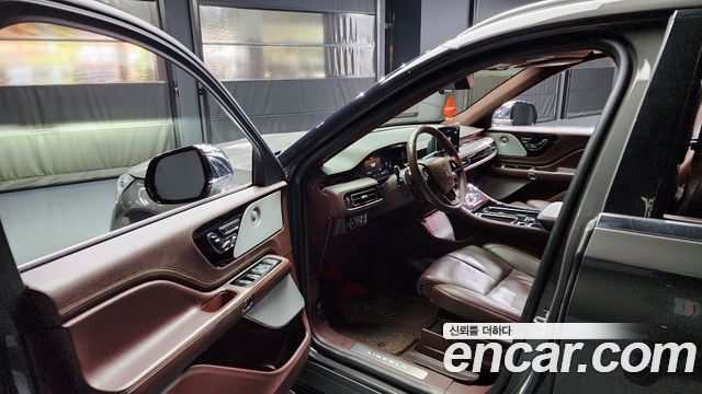 Lincoln Aviator 2022 thumb 10