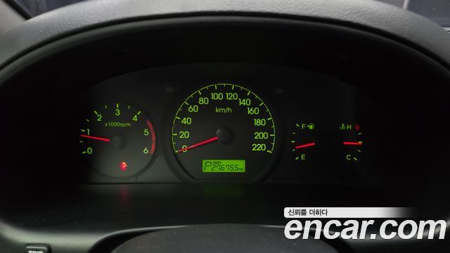 Hyundai Starex 2011 thumb 8