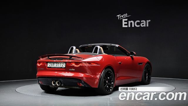 Jaguar F-Type 2016 thumb 3