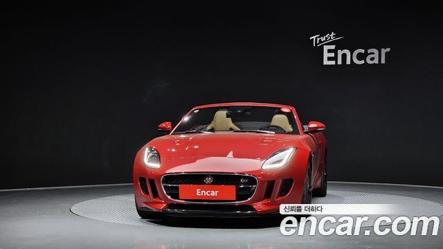Jaguar F-Type 2016 thumb 4