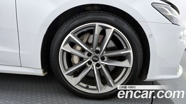 Audi A7 2020 thumb 5