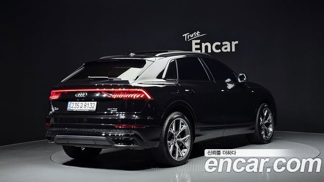 Audi Q8 2023 thumb 3