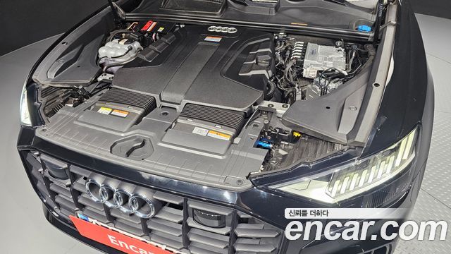 Audi Q8 2023 thumb 6