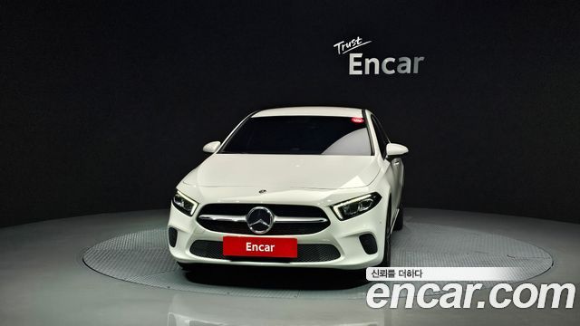 Mercedes-Benz A-Class 2021 thumb 3