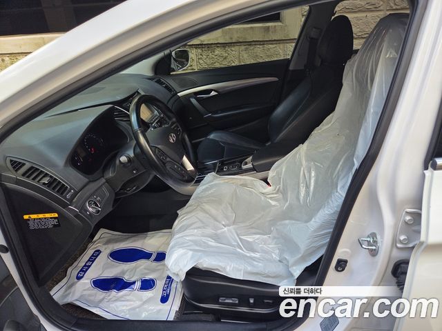 Hyundai i40 2014 thumb 8
