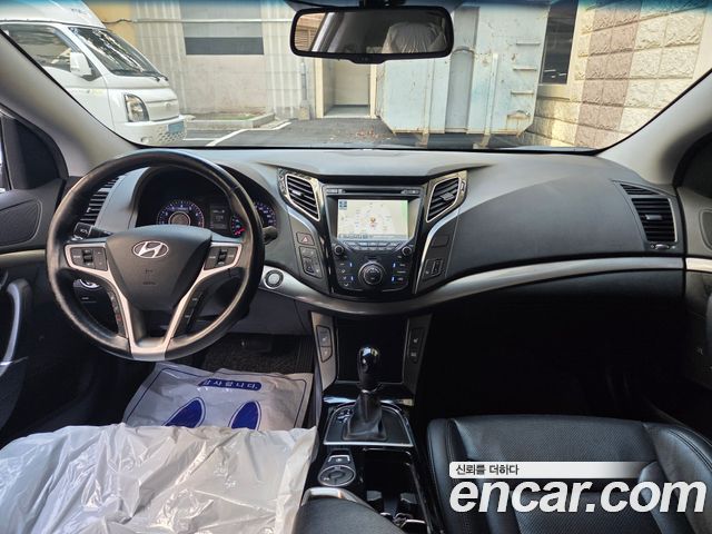 Hyundai i40 2014 thumb 10