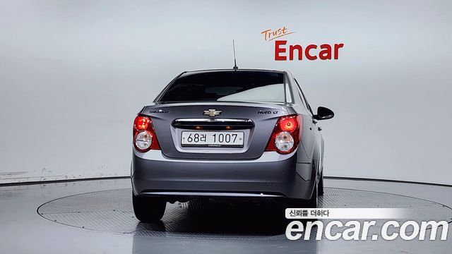 Chevrolet Aveo 2011 thumb 5