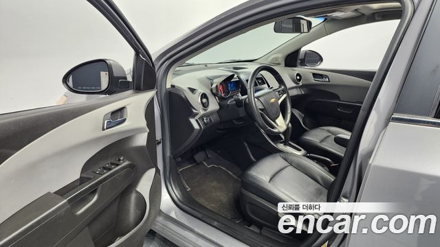 Chevrolet Aveo 2011 thumb 11