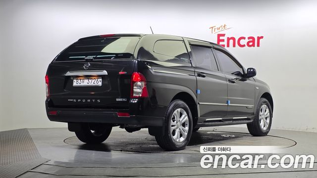 SsangYong Korando 2017 thumb 3