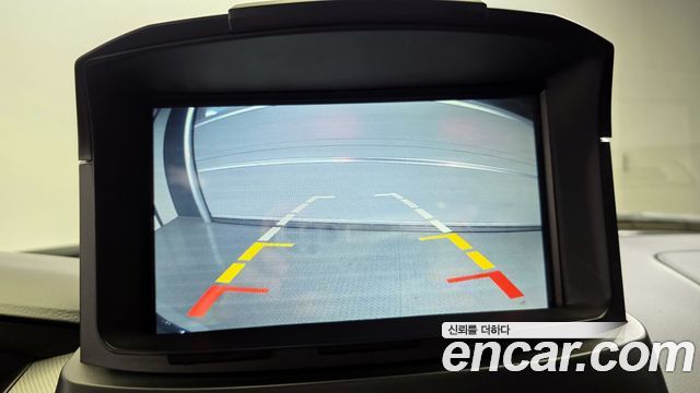 SsangYong Korando 2017 thumb 12
