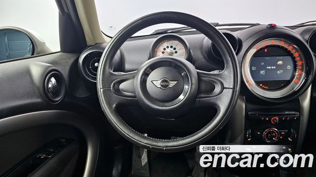 Mini Countryman 2013 thumb 12