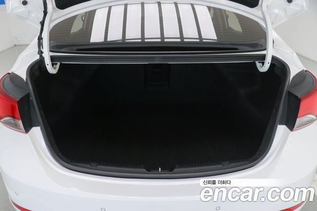 Hyundai Avante 2015 thumb 11